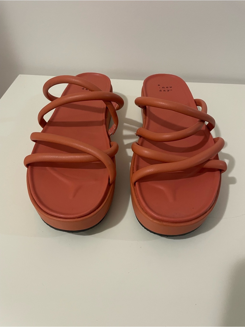 A New Day Dory Platform Sandals in Apricot Orange, Size 7